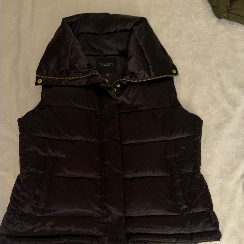 Talbots Black down fill Puffer Vest M
